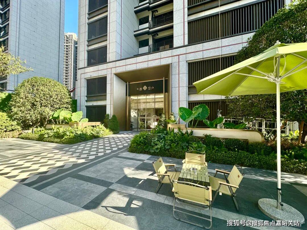 中心 - 环境户型价格地址楼盘详情配套电话交房时间配套电话交房时间尊龙凯时人生就是搏平台静安玺樾 (售楼处) 首页 - 静安玺樾销售(图13)